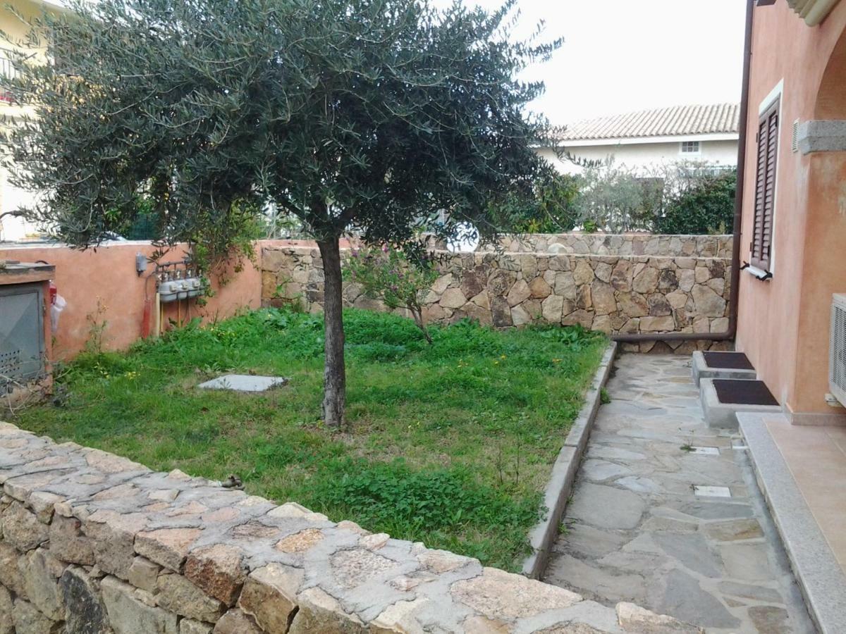 Casa Alice Budoni Exterior foto